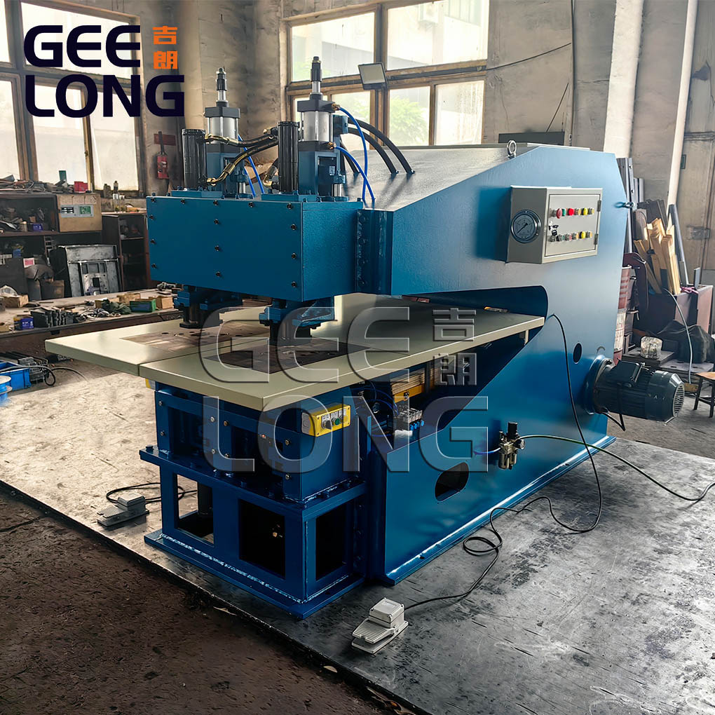 Two heads veneer patching machine